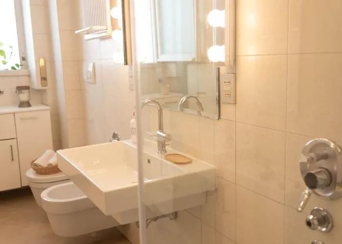 Tiziano Apartment-a Spacious For In * Rome