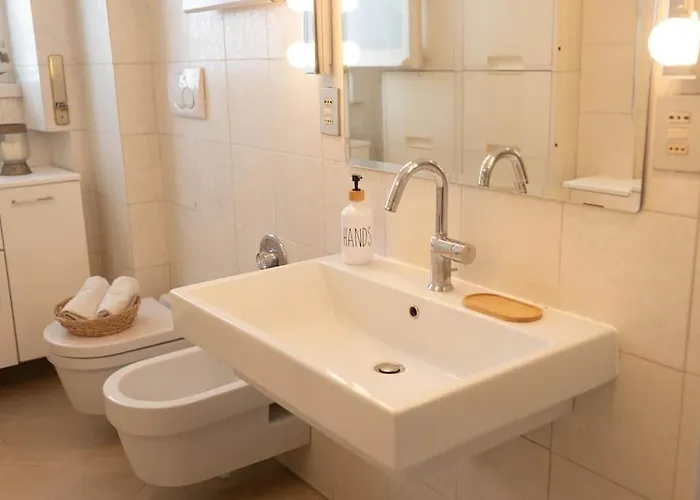 Tiziano Apartment-a Spacious For In Rome